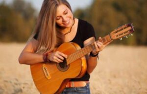 Cómo aprender guitarra de manera rápida y eficiente